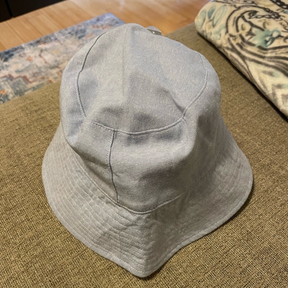 GAP Bucket Hat